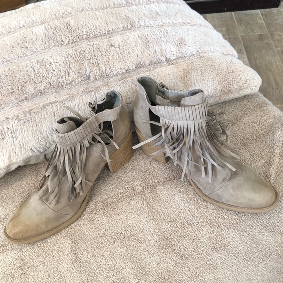 Shoes - Short tan fringe boots. Size 11. Used in good condition.